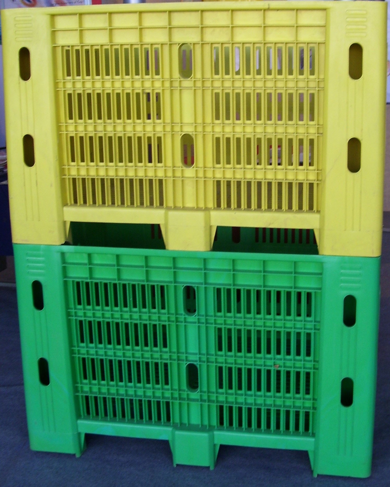 Big Bins_08117.jpg